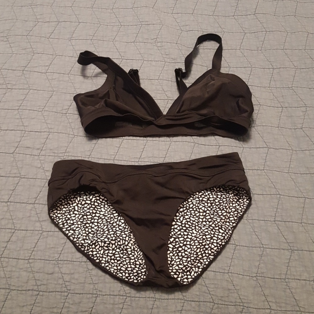 Lululemon swim suit
